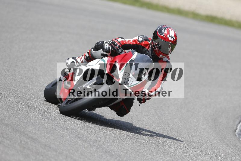/27 12.06.2025 Ducati Schweiz Trackday Warmup  ADR/gruen-vert/40